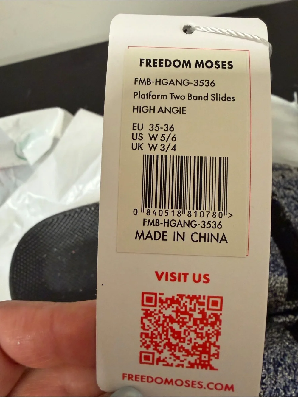 BNWT Freedom Moses black glitter platform slides